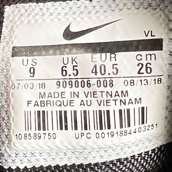 Womens NIKE Run Swift Grey Running Shoes / Size 9 - Picture 8 of 9